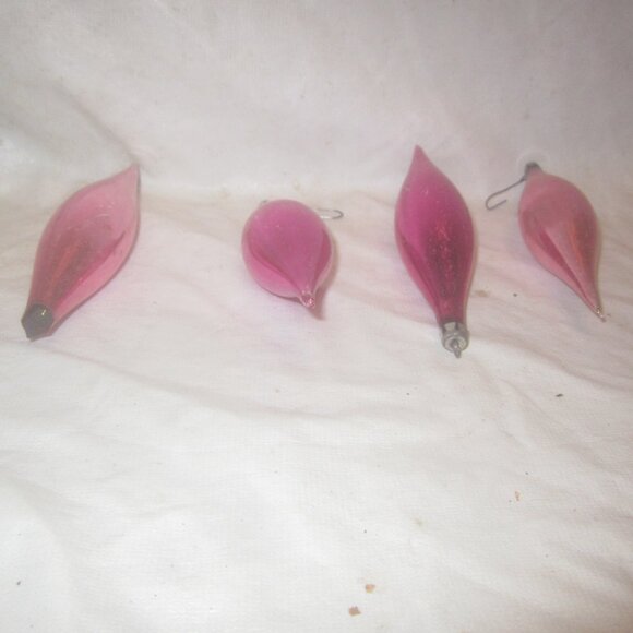 VTG 50'S GLASS TEARDROP ORNAMENTS, LT PINK & FUCHSIA COLORS - Picture 2 of 4